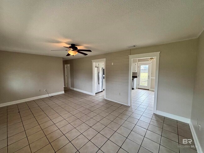 Foto del edificio - 19860 Wilters St