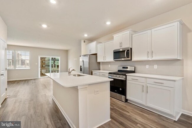 Building Photo - 7106 Delegate Pl