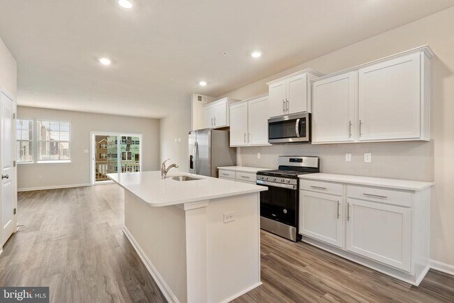 Foto del edificio - 7106 Delegate Pl