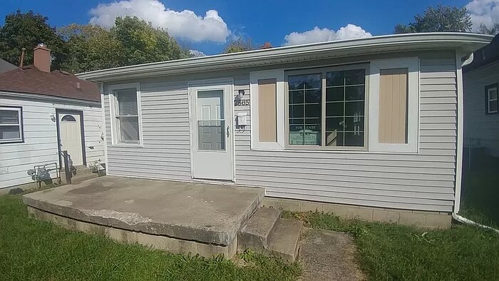 Foto principal - 2865 N Olney St