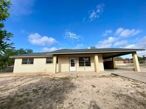 Building Photo - 114 Rhonda Dr