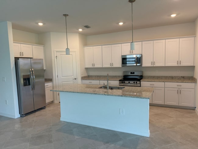 Building Photo - 2017 Gardenia Ave