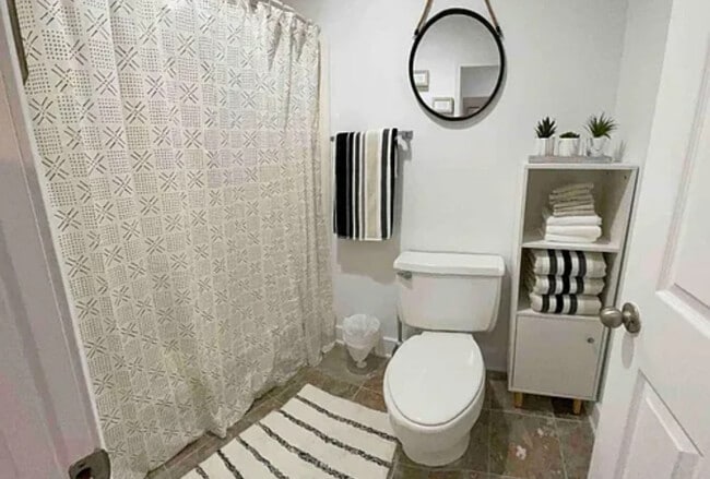 Foto del edificio - 615 Executive Golf Villas Rd