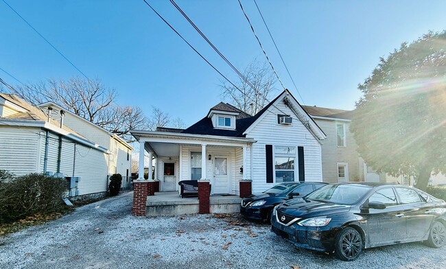 Building Photo - ALD424