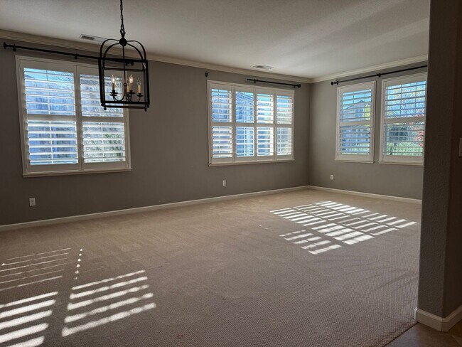 Foto del edificio - Beautiful 3 bedroom in Whitney Ranch