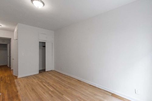 Foto del edificio - 218 E 88th St