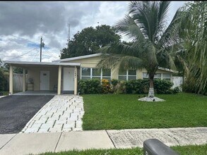 Building Photo - 1481 NW 2nd St