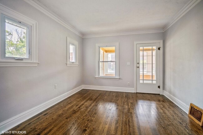 Foto del edificio - 1020 Rose Ave