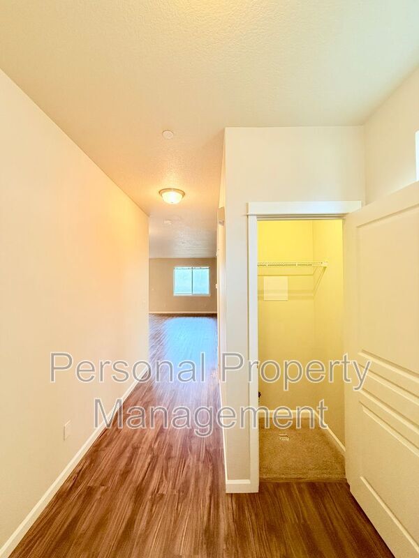 Foto del edificio - 7408 NE 30th Ave