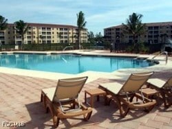 Foto del edificio - 8470 Kingbird Loop