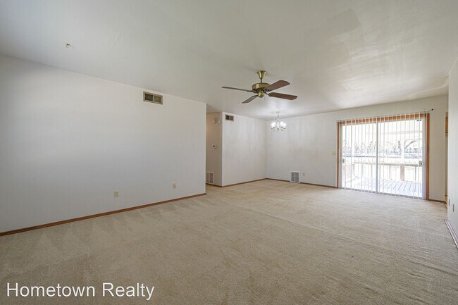 Building Photo - 3 br, 1.5 bath House - 1311 N Carol Lane