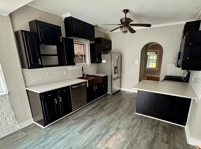 Foto del edificio - 1208 Audubon Pkwy