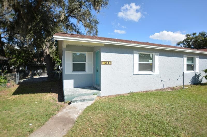 Foto principal - 3011 Ernest Dr