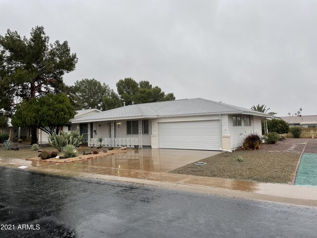 Building Photo - 10729 W El Capitan Cir