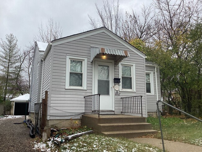 Foto del edificio - Single Family Home