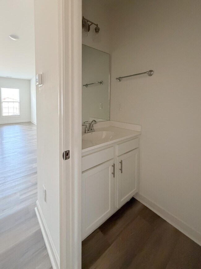 Foto del edificio - 339 Platt Dr