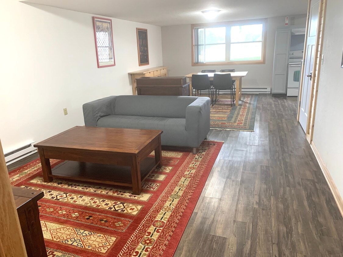 317 N Wasson Ln Unit B, River Falls, WI 54022 Apartments in River Falls, WI