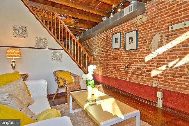 Building Photo - 338 S Collington Ave