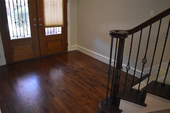 Foto del edificio - 4440 St Andrews Blvd