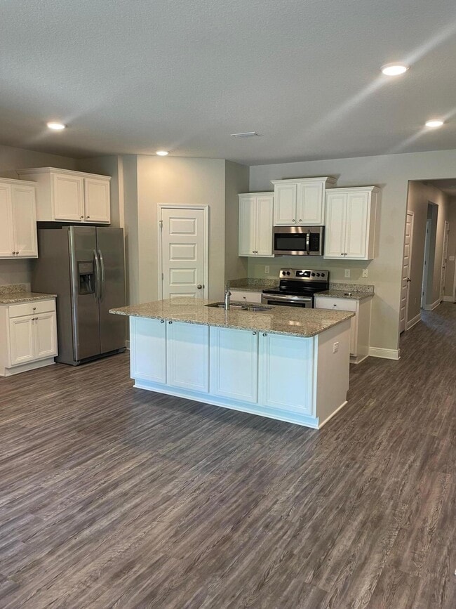 Building Photo - 3513 Moonstone Dr