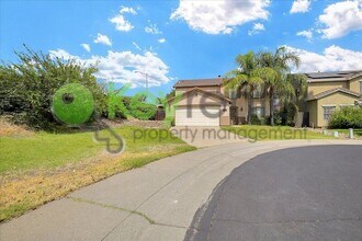 Building Photo - 1936 Hillock Ct