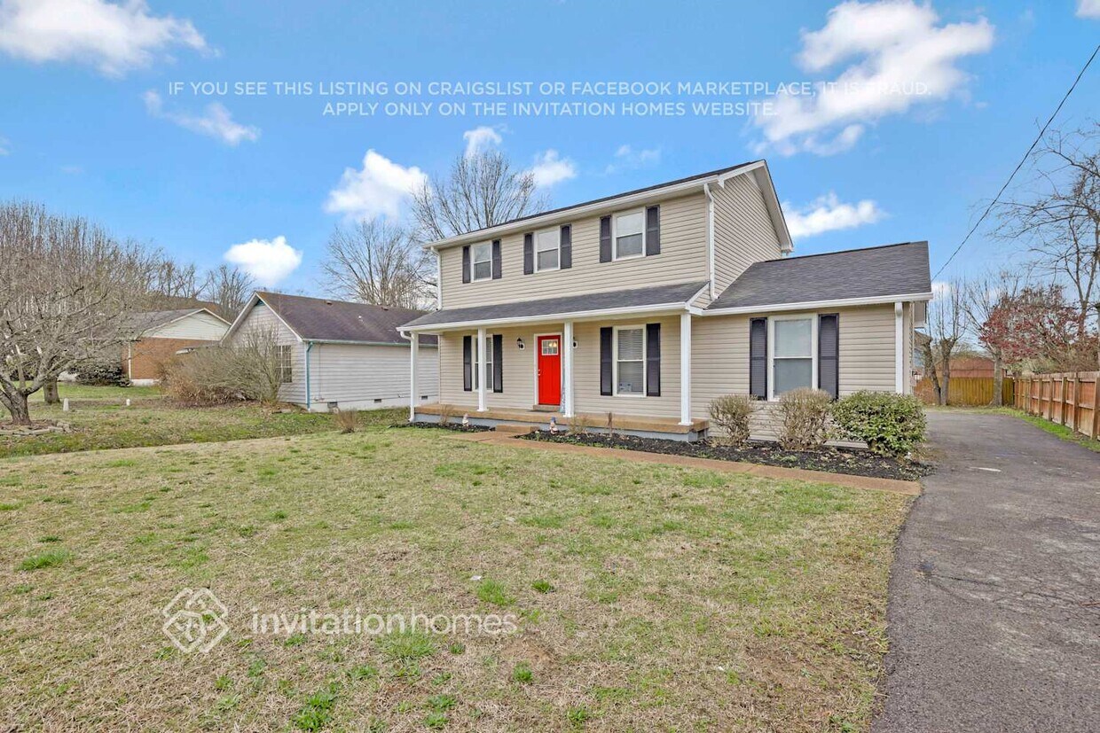 Primary Photo - 1004 Carriage Way Ct