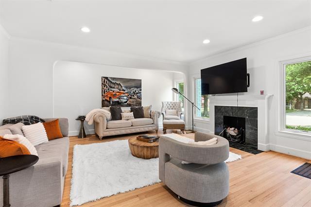Foto del edificio - 3443 Binkley Ave