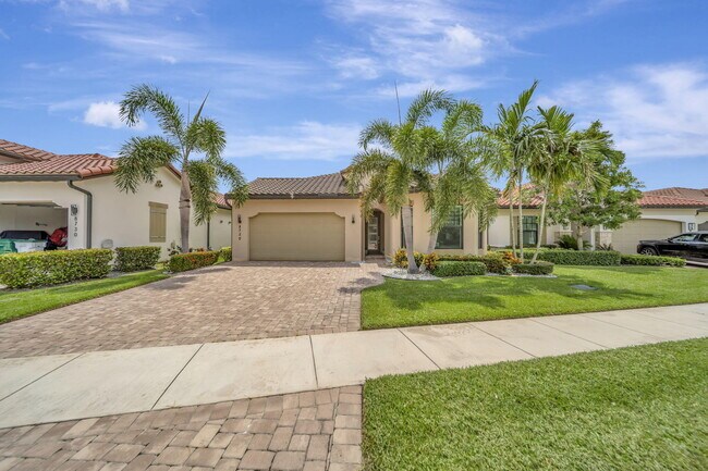 Building Photo - 8720 E Baypoint Cir