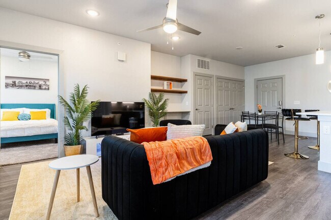 Foto del edificio - 3930 Westcliff Rd