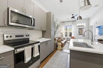 Building Photo - 1400 Lake Hearn Dr NE