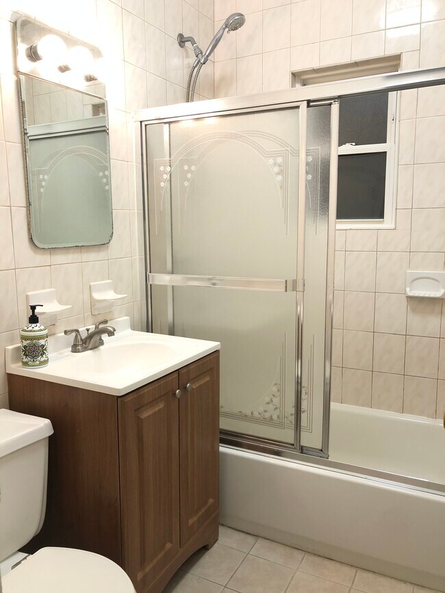 Building Photo - 8720 55th Rd