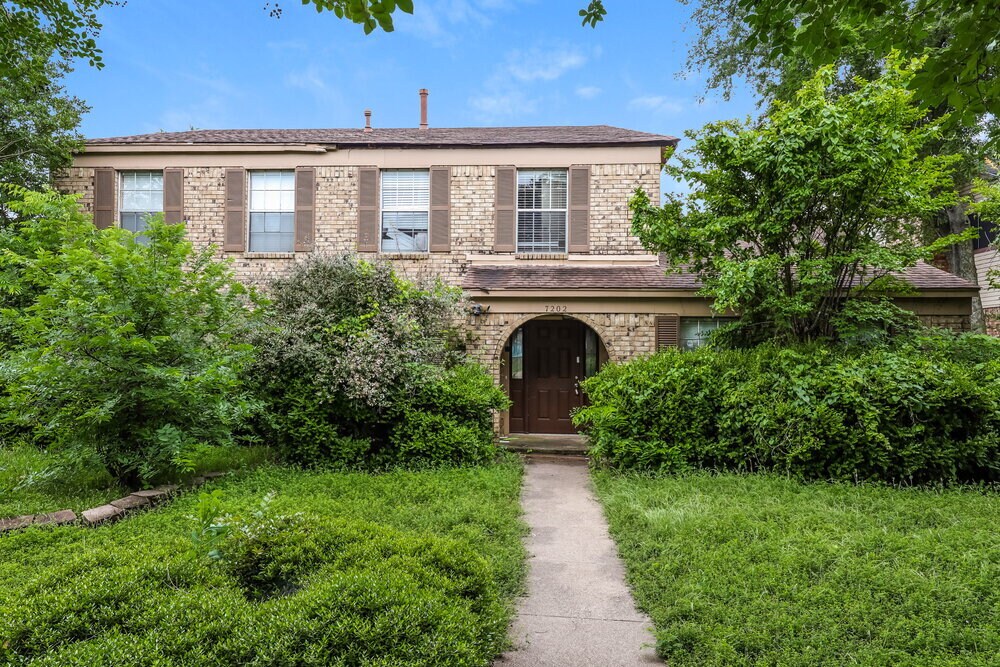 Foto principal - 7202 Bayberry Ln