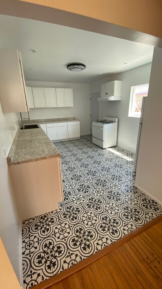 Kitchen - 6132 Orange St