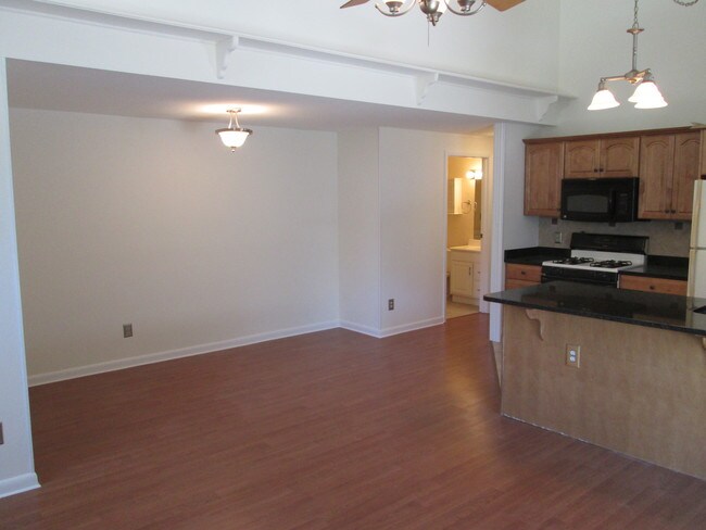 Foto del edificio - 14 Queen Ann Court