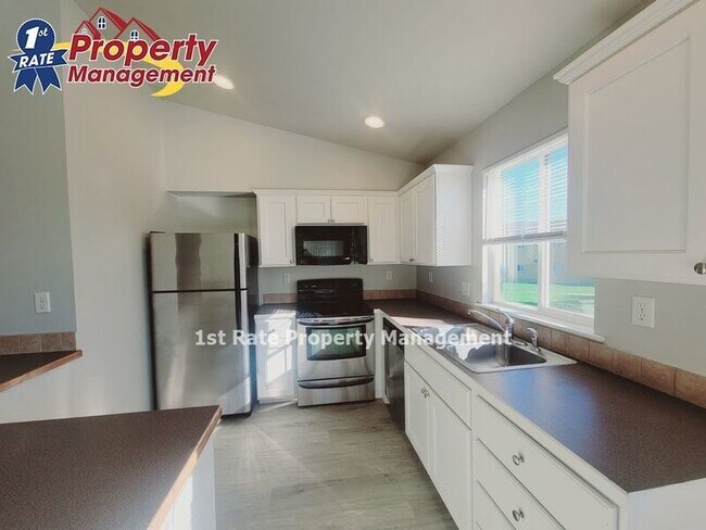 Foto del edificio - 898 N Bluffwood Ln
