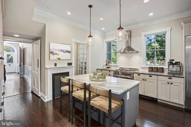 Foto del edificio - 12 Murray Pl