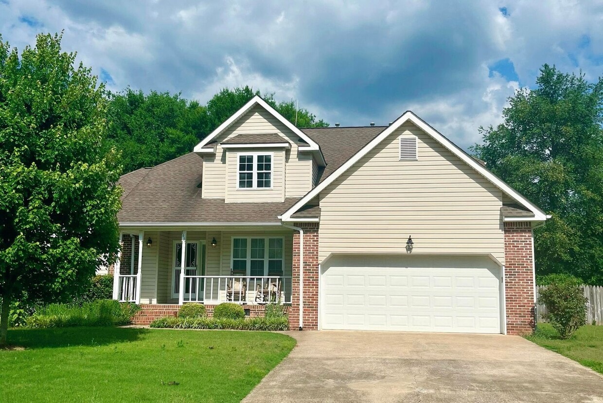 Foto principal - 168 Mountain Brook Dr