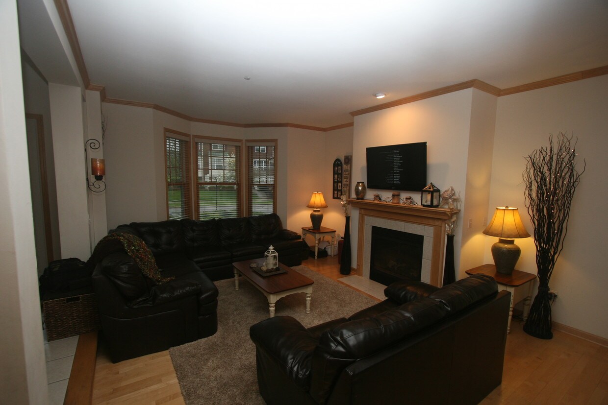 Living Room - 1891 Norhardt Dr