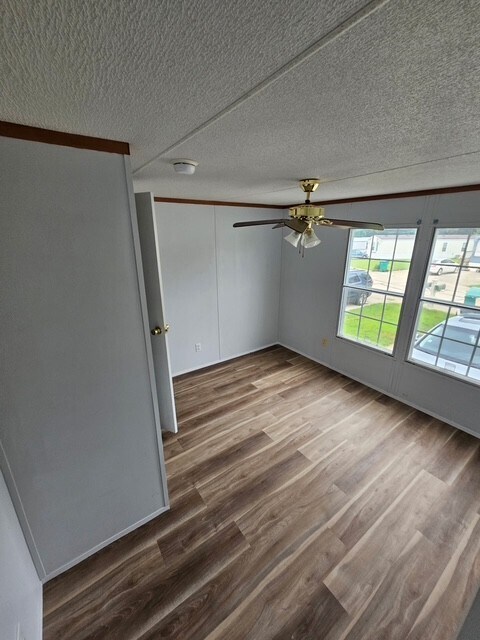 Foto del edificio - 4604 Karie Ln