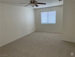 Building Photo - 2413 Cliffwood Dr