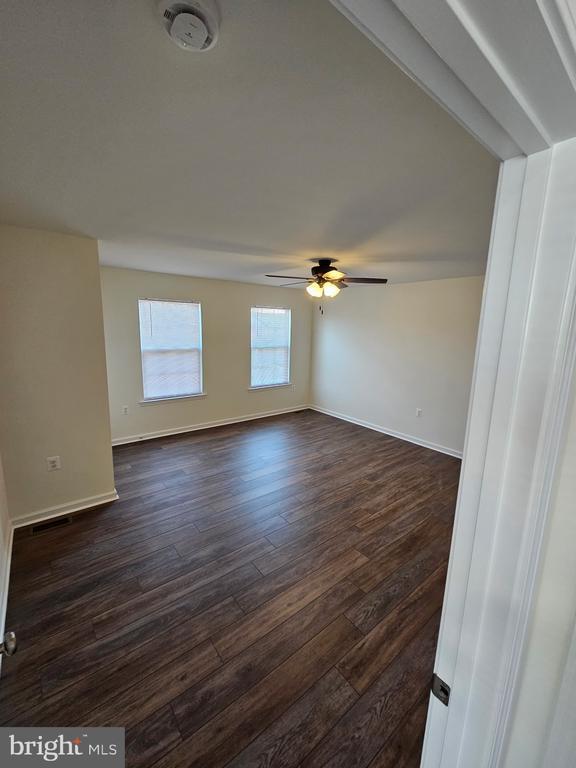 Foto del edificio - 111 Barrington Ln