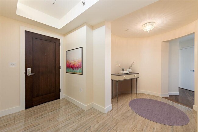 Building Photo - 1 W Exchange St