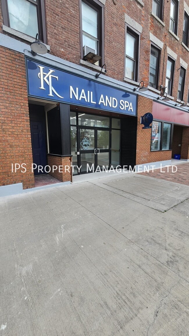 Building Photo - 317 N Front St