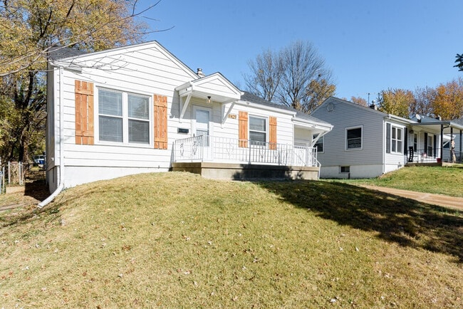 Foto del edificio - 9429 Harold Dr