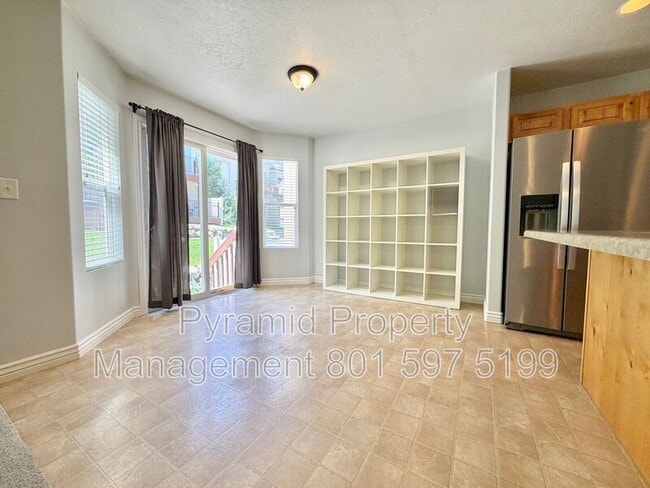 Foto del edificio - 6712 Bonham Ln