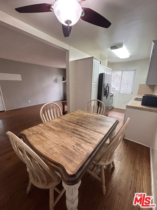 Foto del edificio - 1543 Euclid Ct