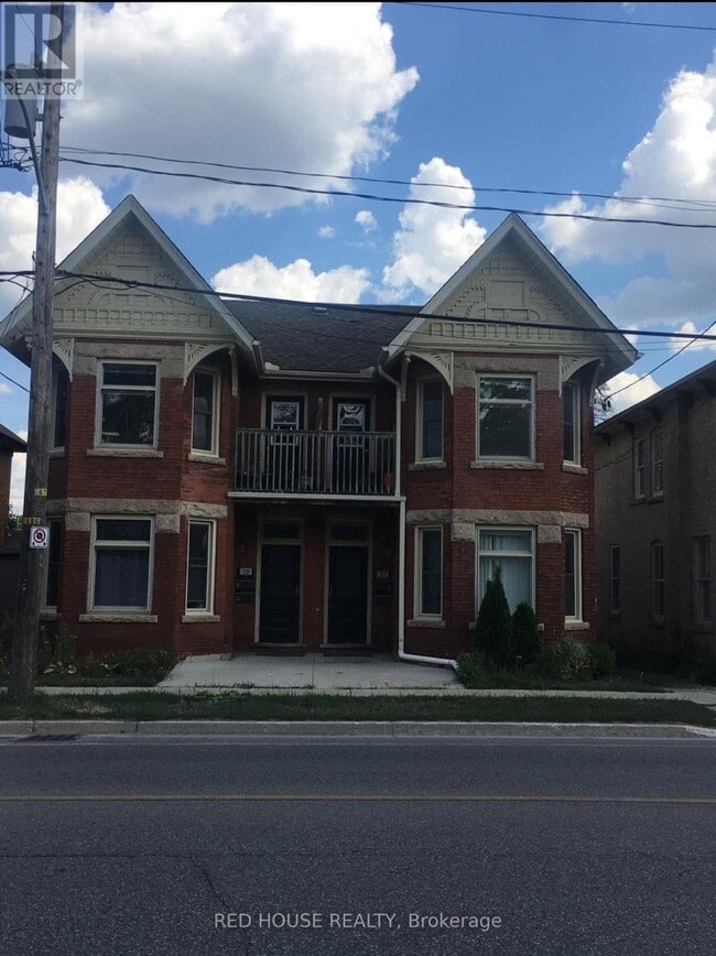 Building Photo - 323 Woolwich St