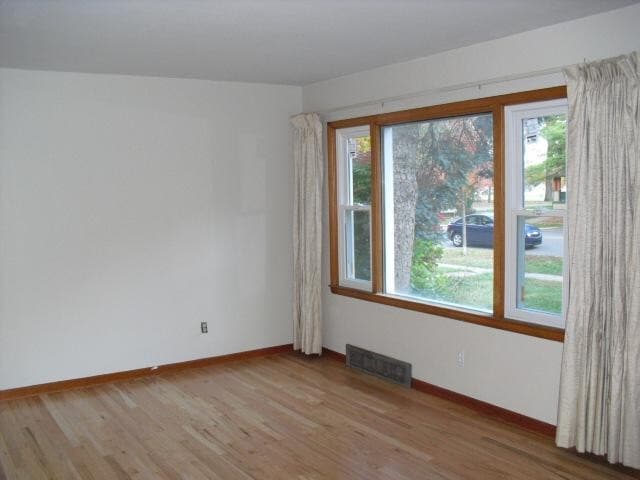 Building Photo - 808 Pauline Blvd