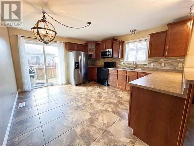 Photo du bâtiment - 11849 Rockland St