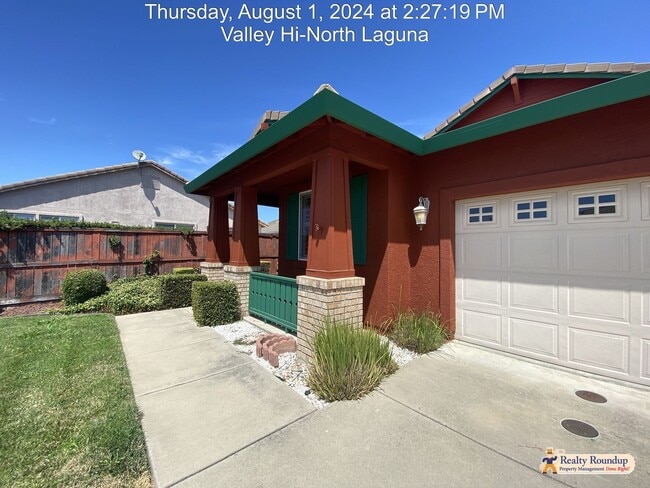 Building Photo - Beautiful Home with Cul-De-Sac Living